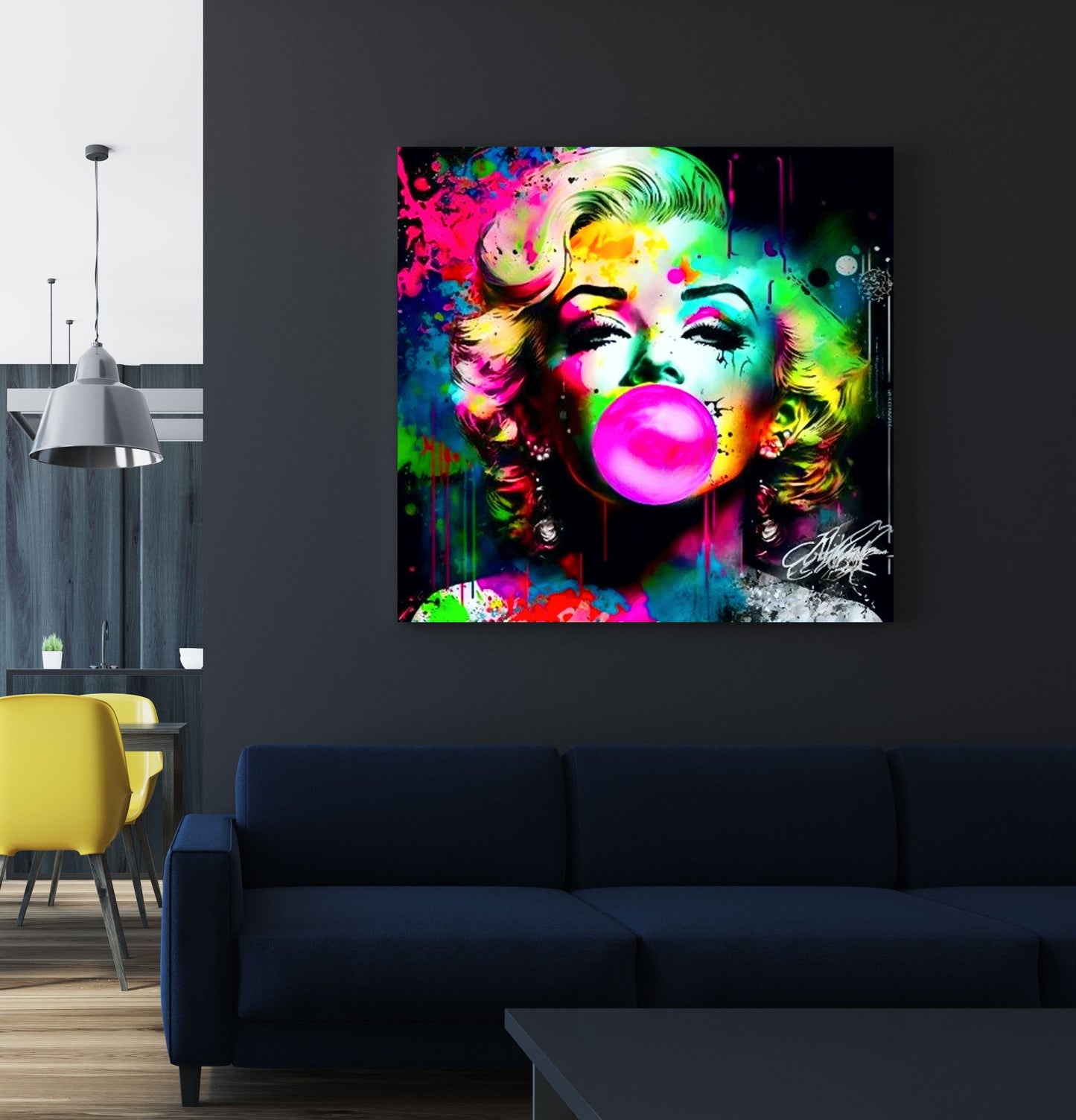 Marilyn Monroe Colourful Pink Bubble Gum